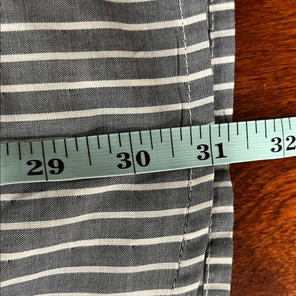 Wild Fang Womens Button Up Shirt M Gray White Stripe Pocket Checkered Interior - Picture 14 of 15